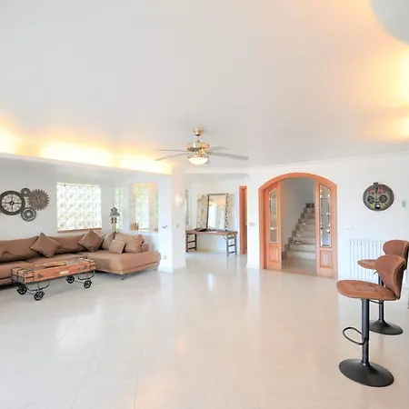 Hermosa Ca Na Malen Villa