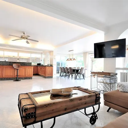Hermosa Ca Na Malen Villa *